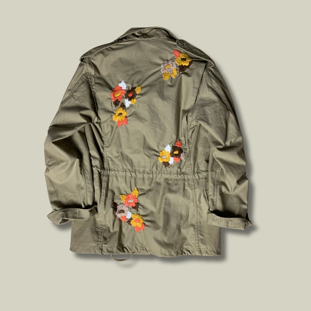 Customized Alpha Industries M-65 Field Jacket – Floral Embroidered (XS Regular)