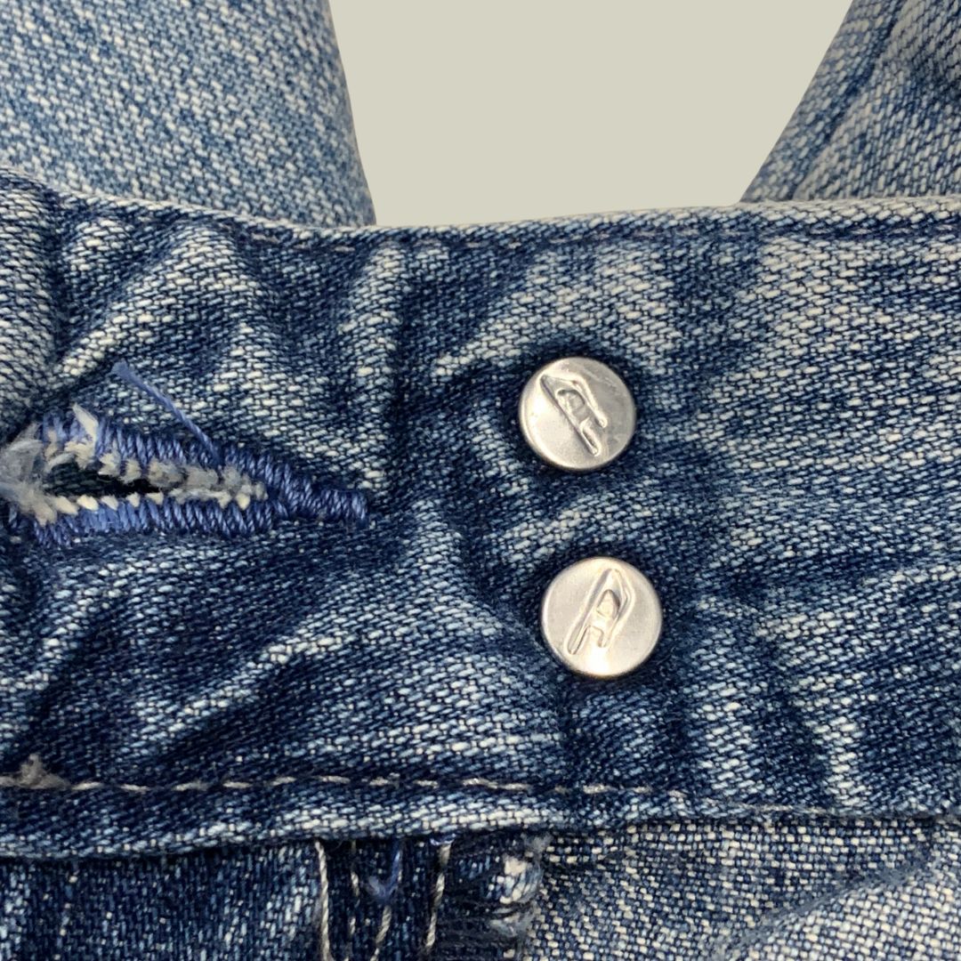 Diesel – Jeans Donna Vintage Made in Italy (Mod. con doppio bottone)