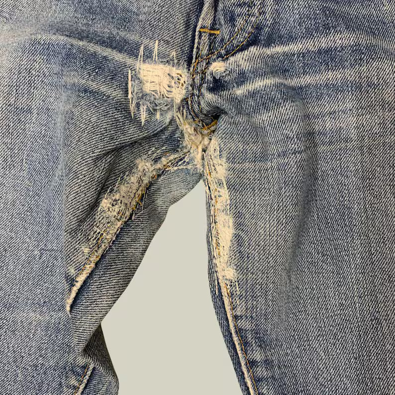 Levi’s 501 Selvedge Jeans Made in USA W30 L31 – Vintage Distressed Redline Denim (ca. 1970s – El Paso Factory Code 6)