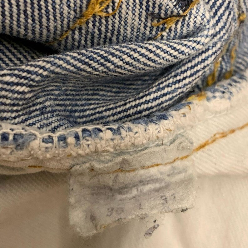 Levi’s 501 Selvedge Jeans Made in USA W30 L31 – Vintage Distressed Redline Denim (ca. 1970s – El Paso Factory Code 6)