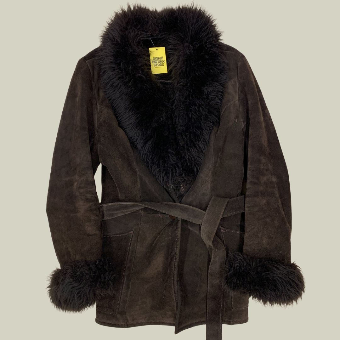 Vintage Brown Shearling-Style Coat with Belt & Fur Trim – Women’s Size S – Boho 70s Winter Jacket