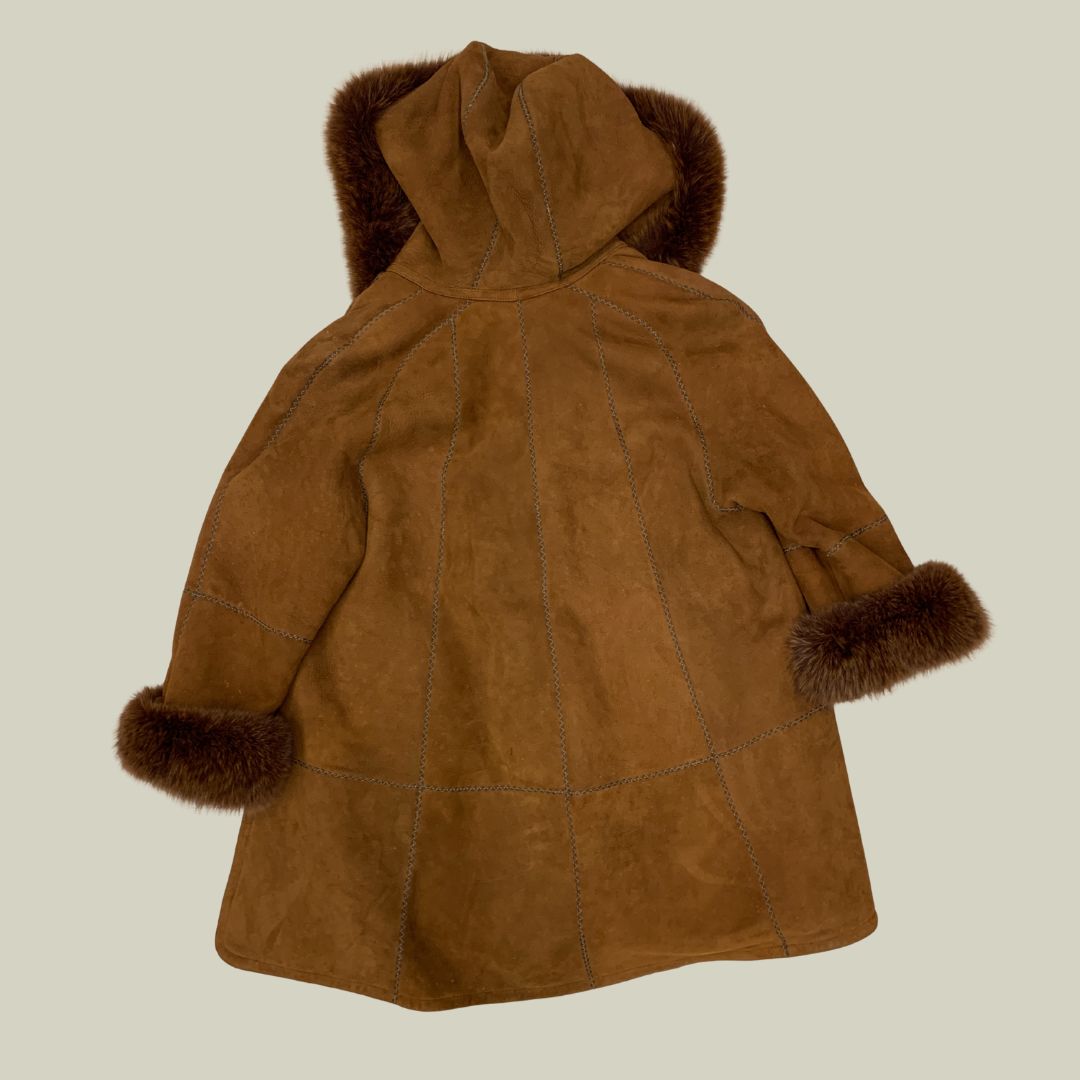 Vintage Shearling Hooded Coat – Brown Suede with Fur Trim – Oversized Fit (Size L)