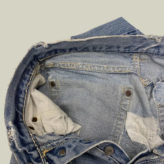 Levi’s 501XX Early 1950s – Cone Mills Selvedge – Copper Rivets – Heavy Distressed Vintage Jeans – Rare Archive Piece
